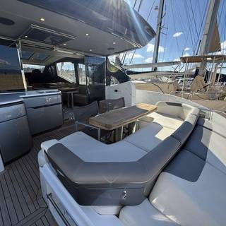Boat image 5