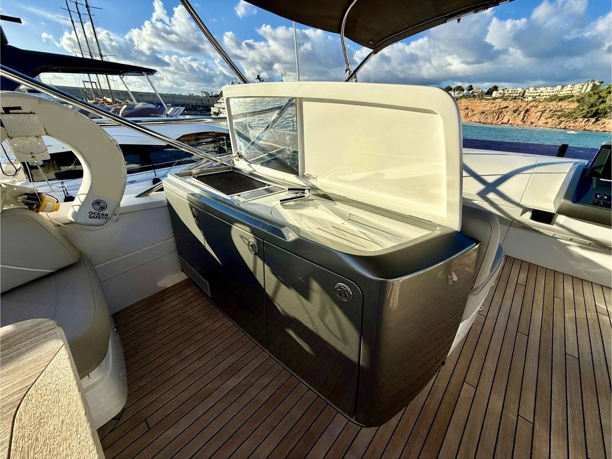 Princess 66