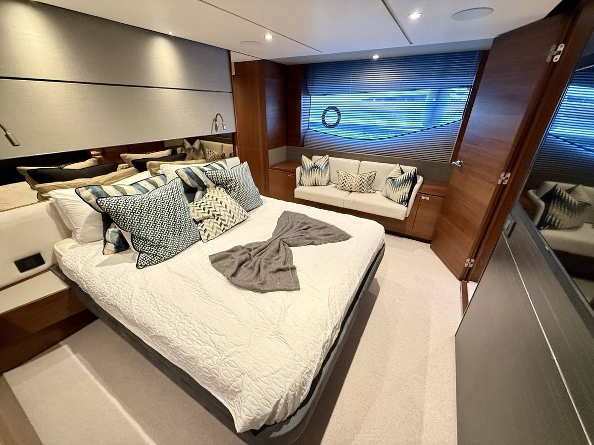 Princess 66