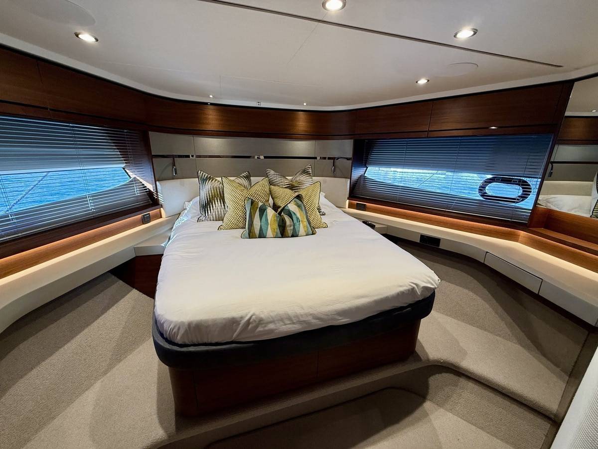 Princess 66