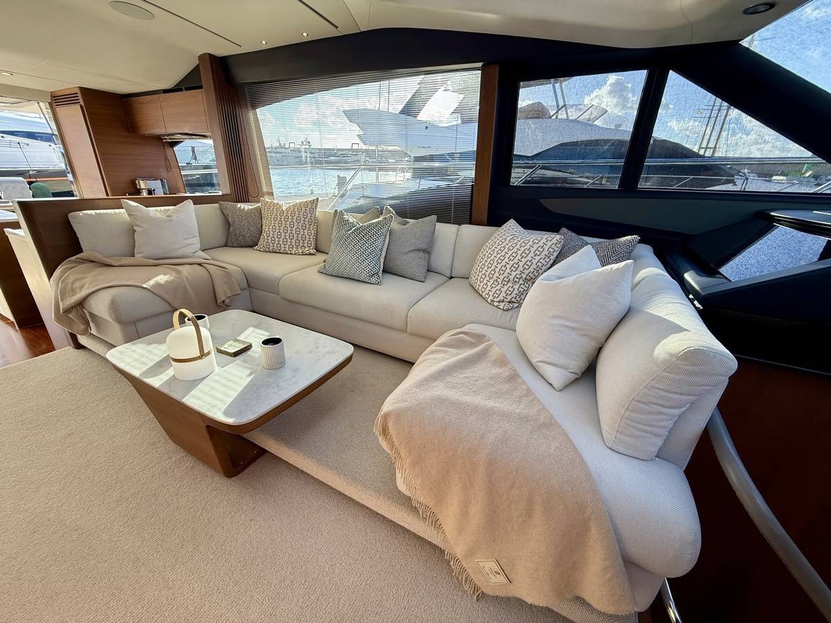 Princess 66