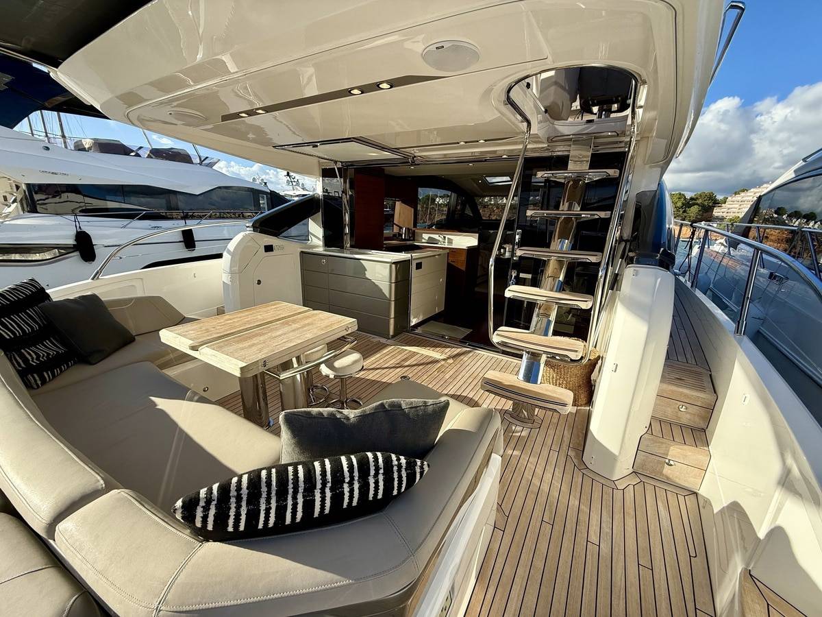 Princess 66