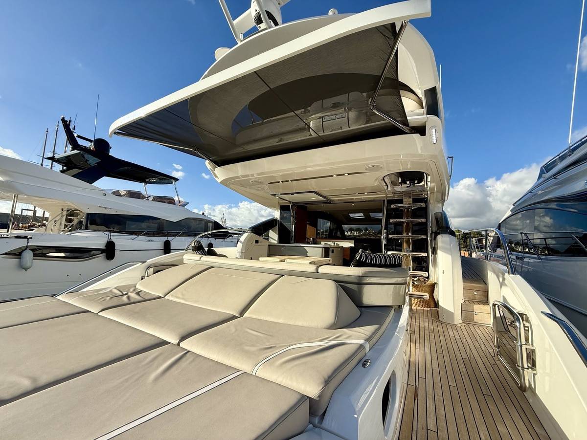Princess 66