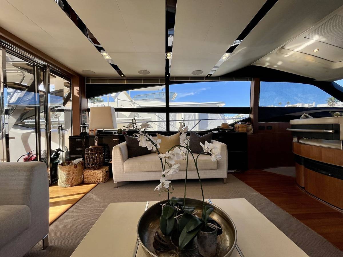 Princess 72