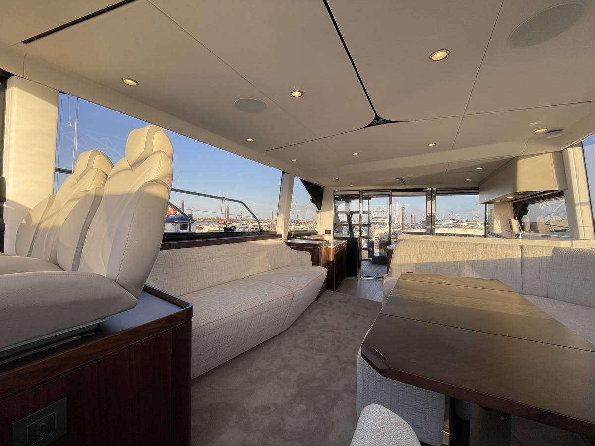 Fairline 58