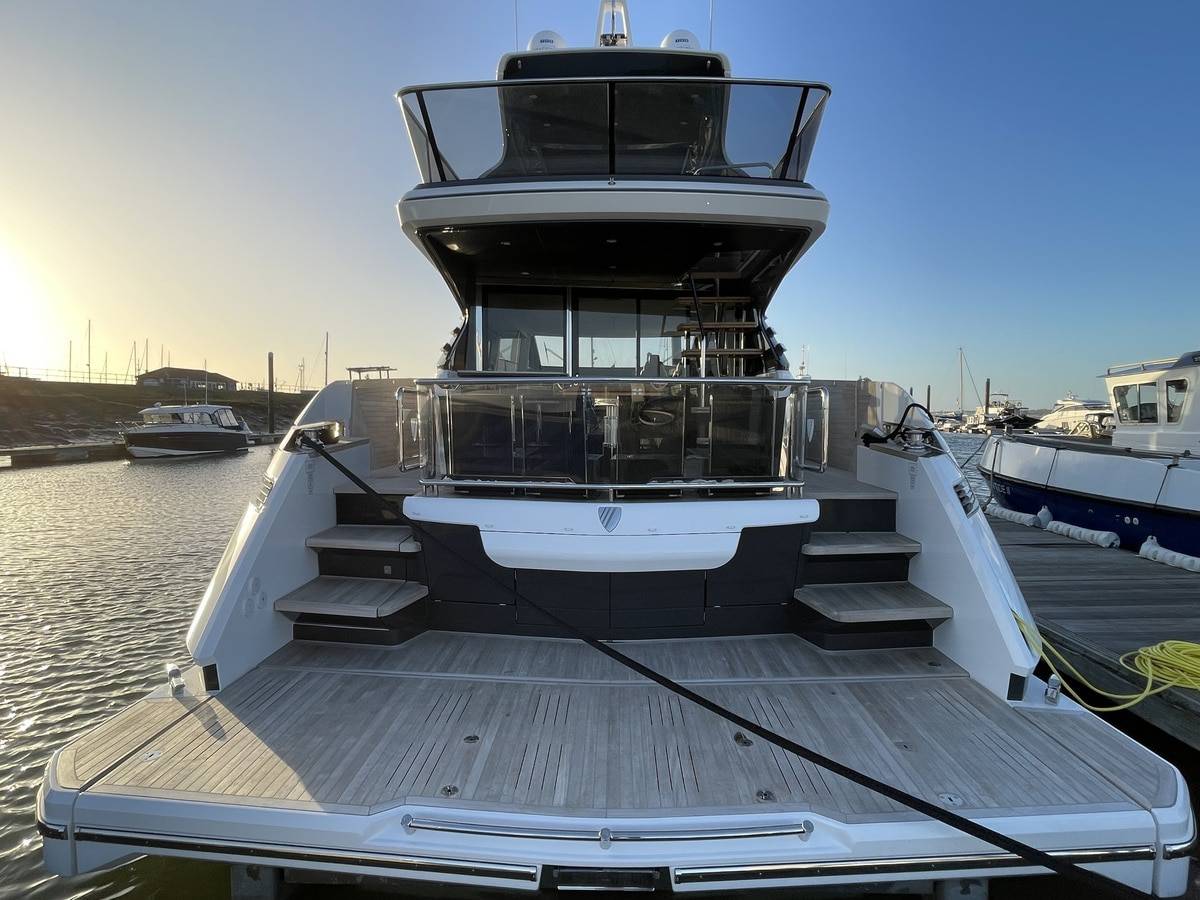 Fairline 58