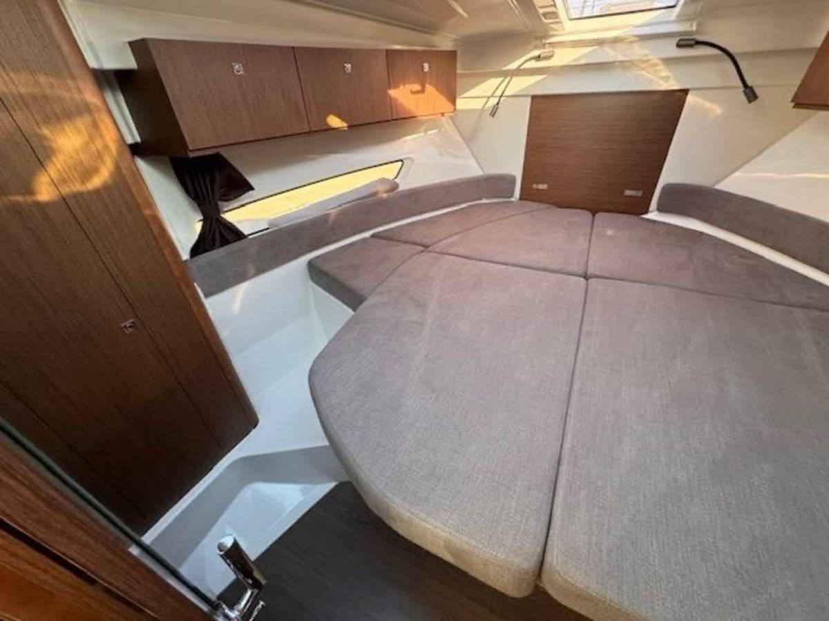 Beneteau 9 OB