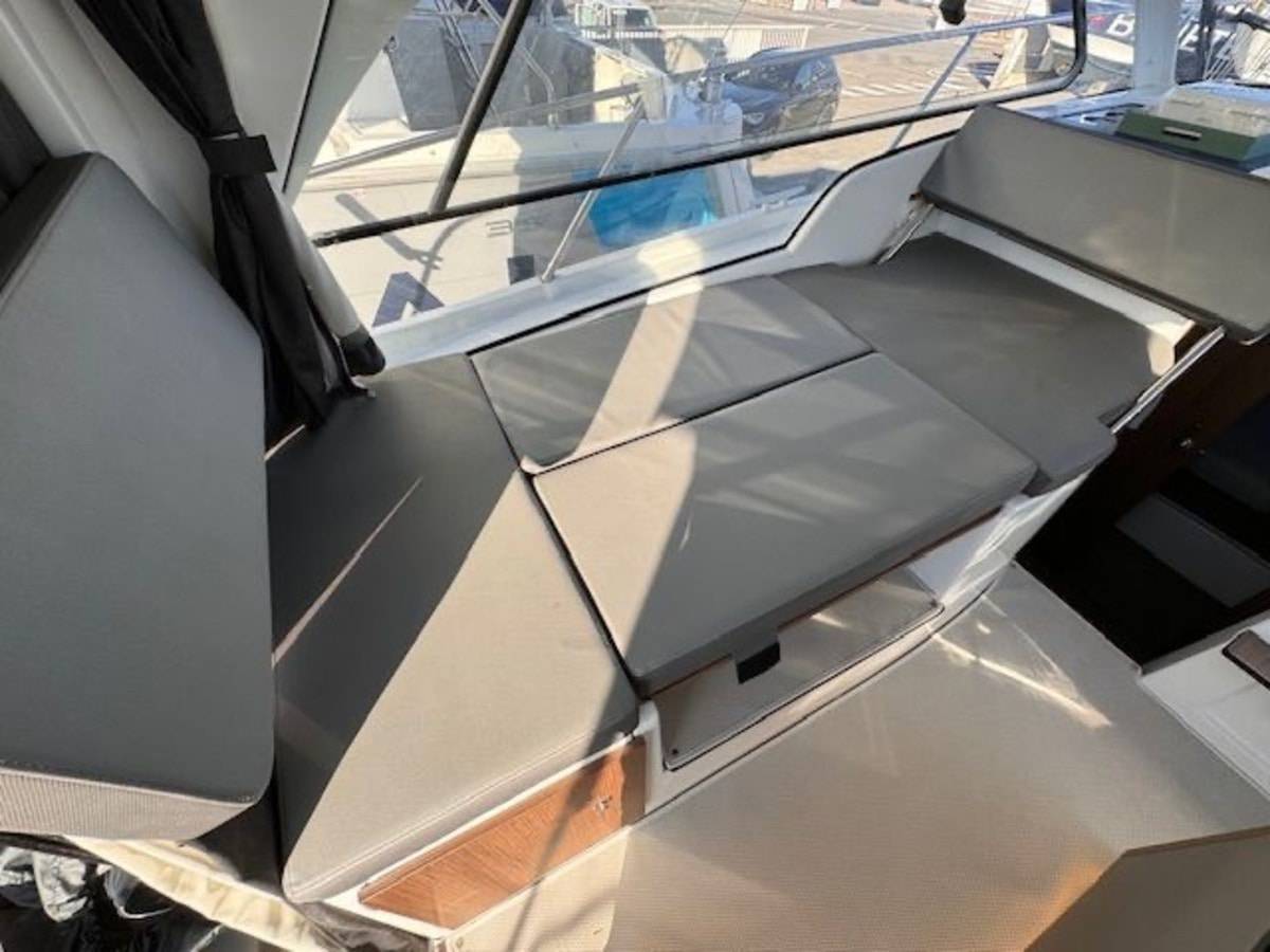 Beneteau 9 OB