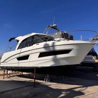 Boat image 1