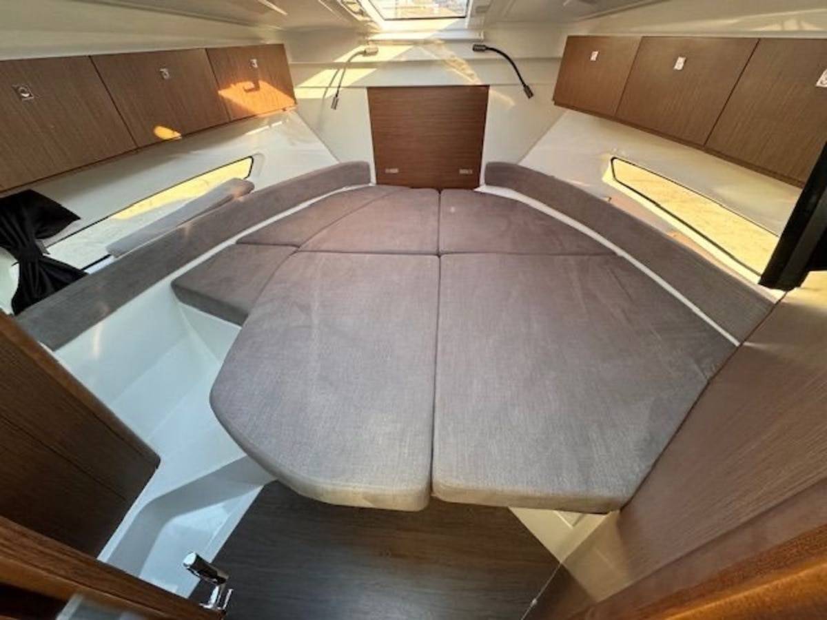 Beneteau 9 OB