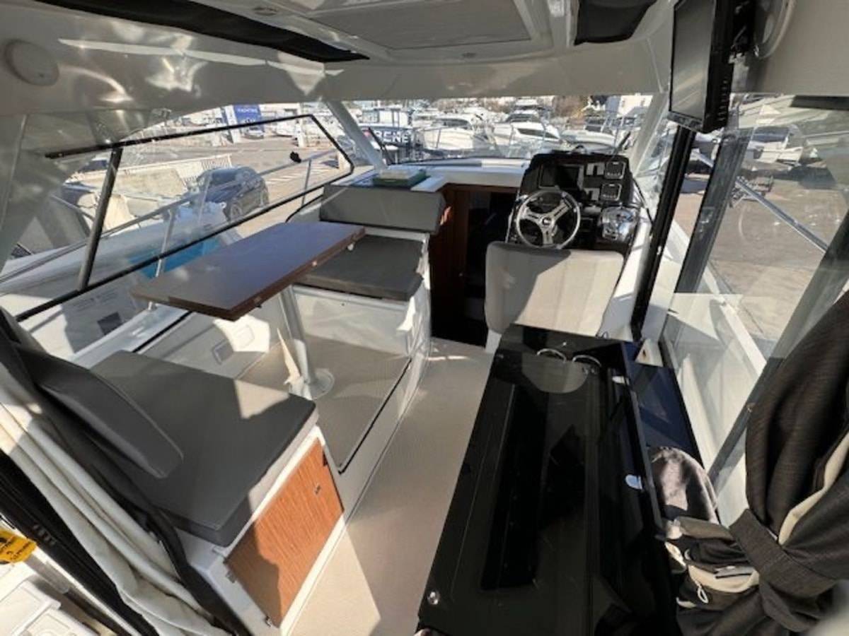 Beneteau 9 OB