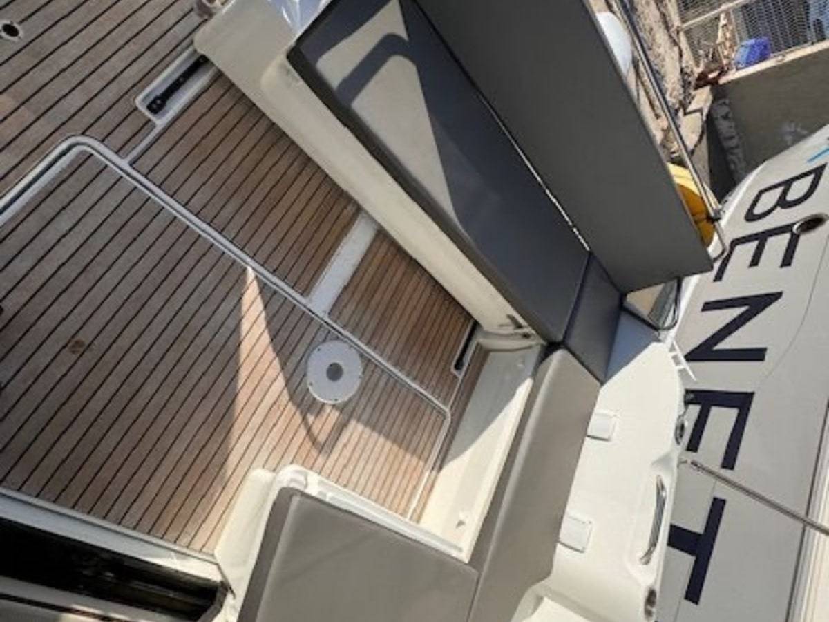 Beneteau 9 OB