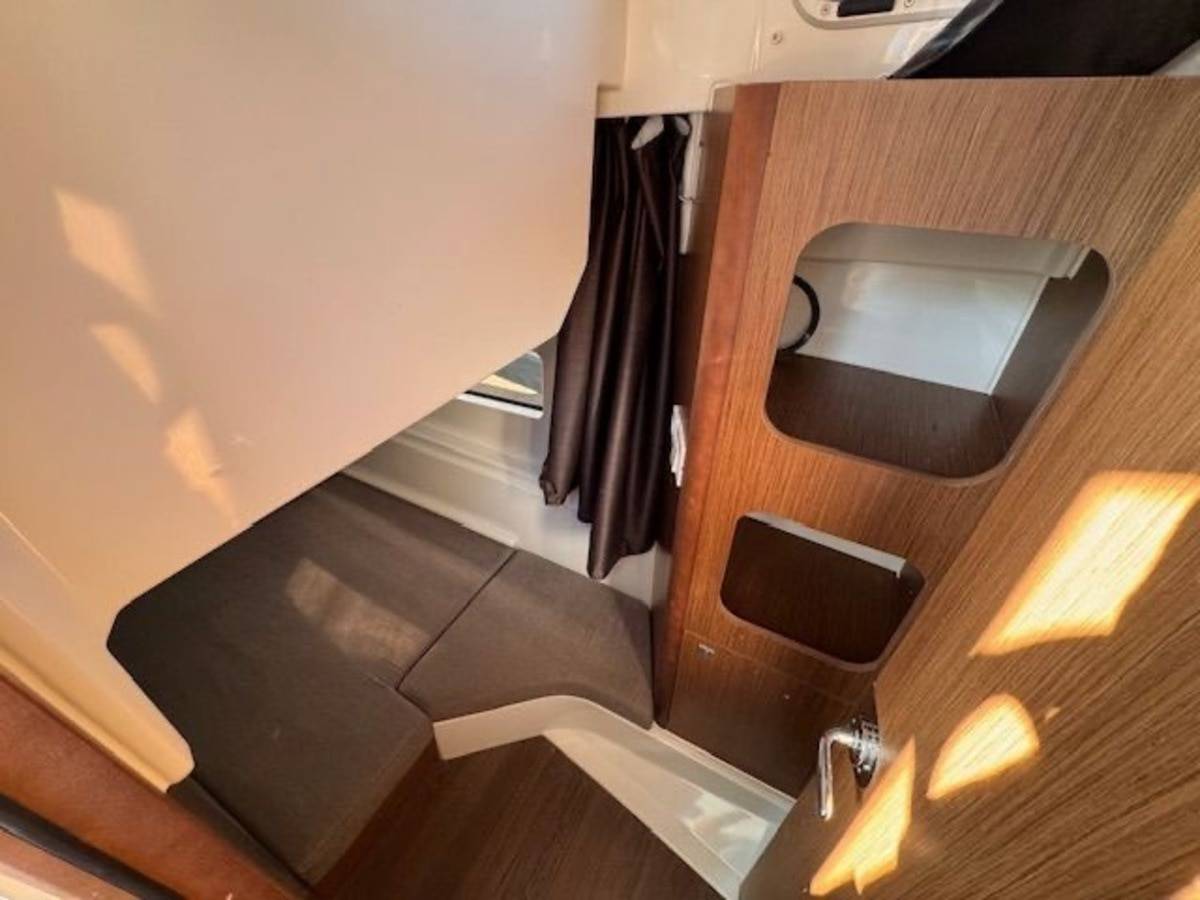Beneteau 9 OB