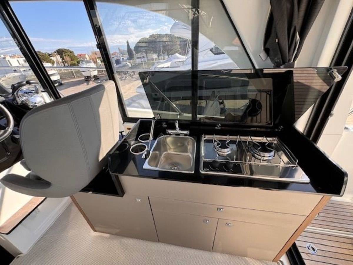 Beneteau 9 OB