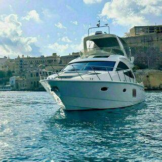 Boat image 5