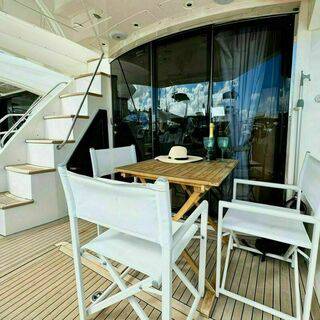 Boat image 12