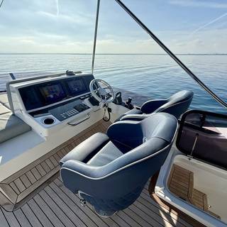 Boat image 9