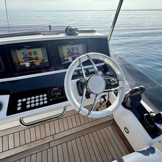 Boat image 10
