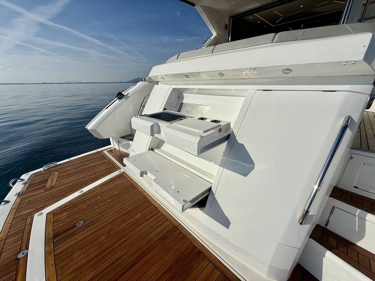 Sunseeker 55