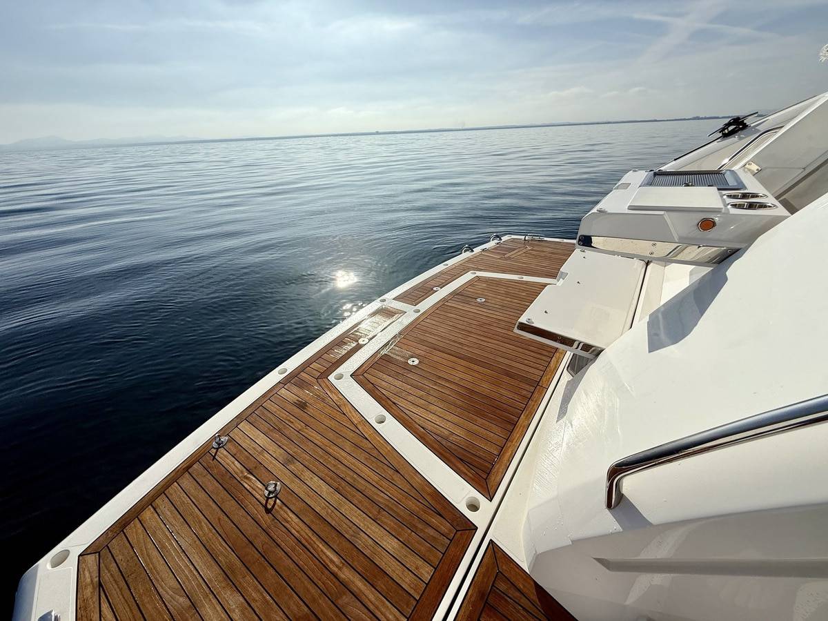 Sunseeker 55