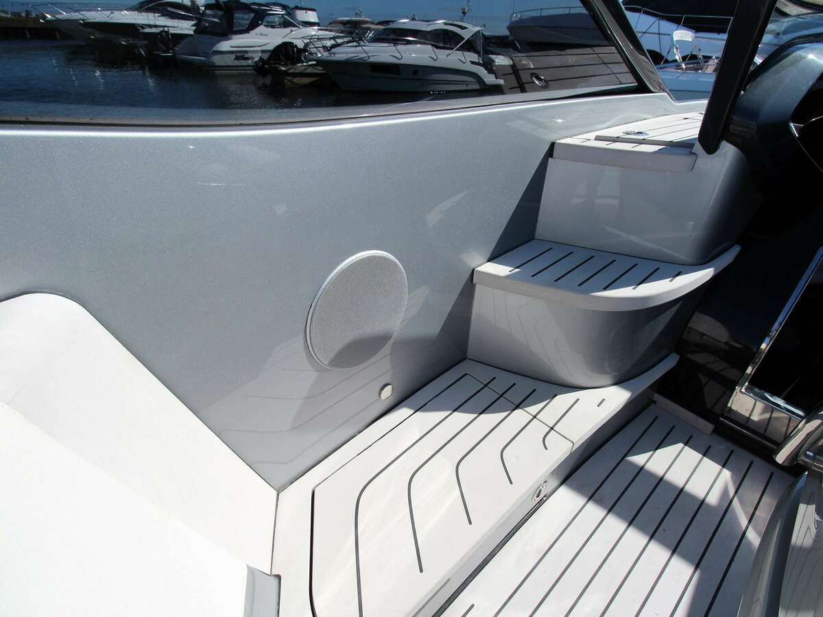Princess 35