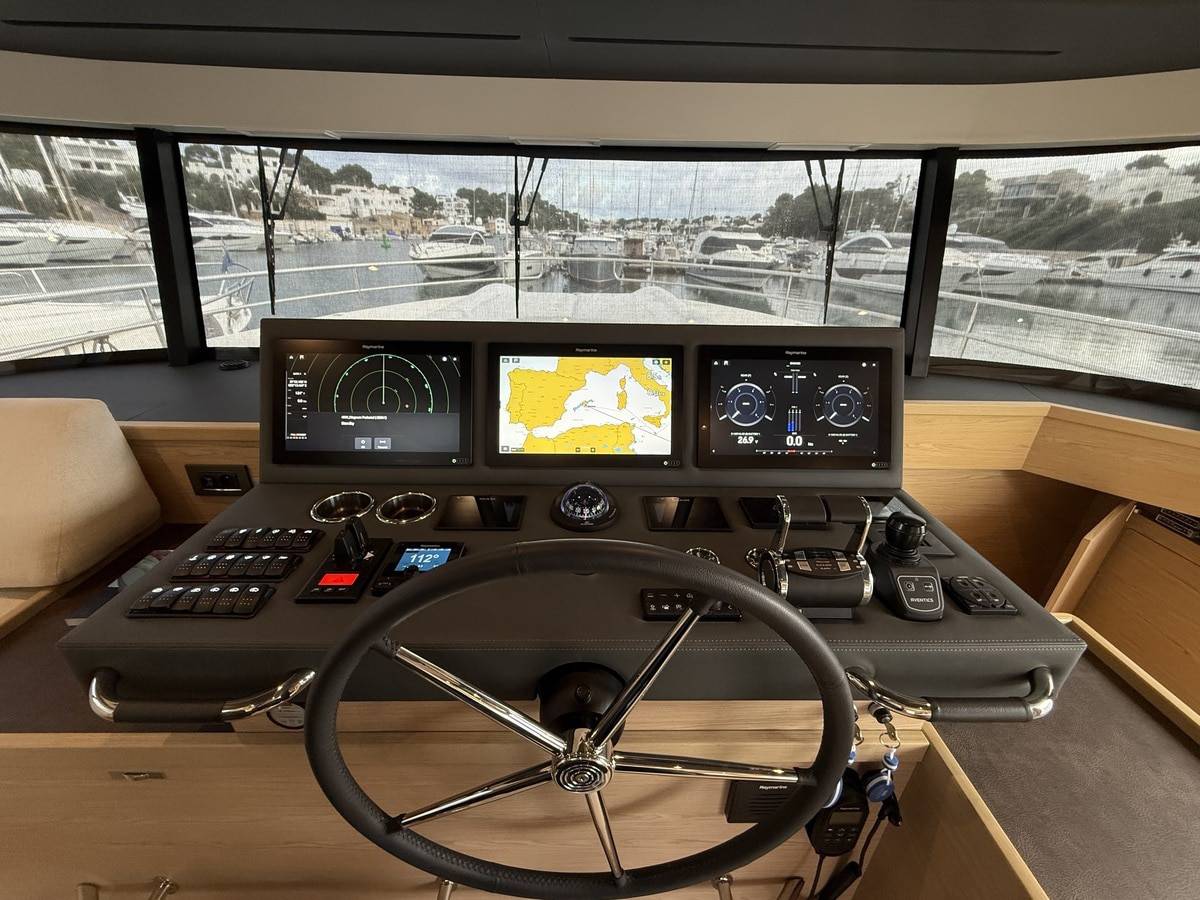 Beneteau 62
