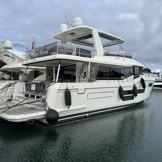 Boat image 1
