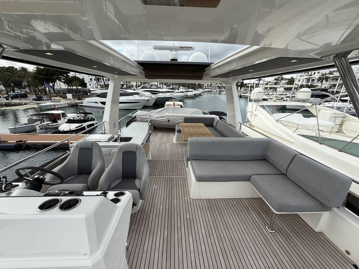 Beneteau 62