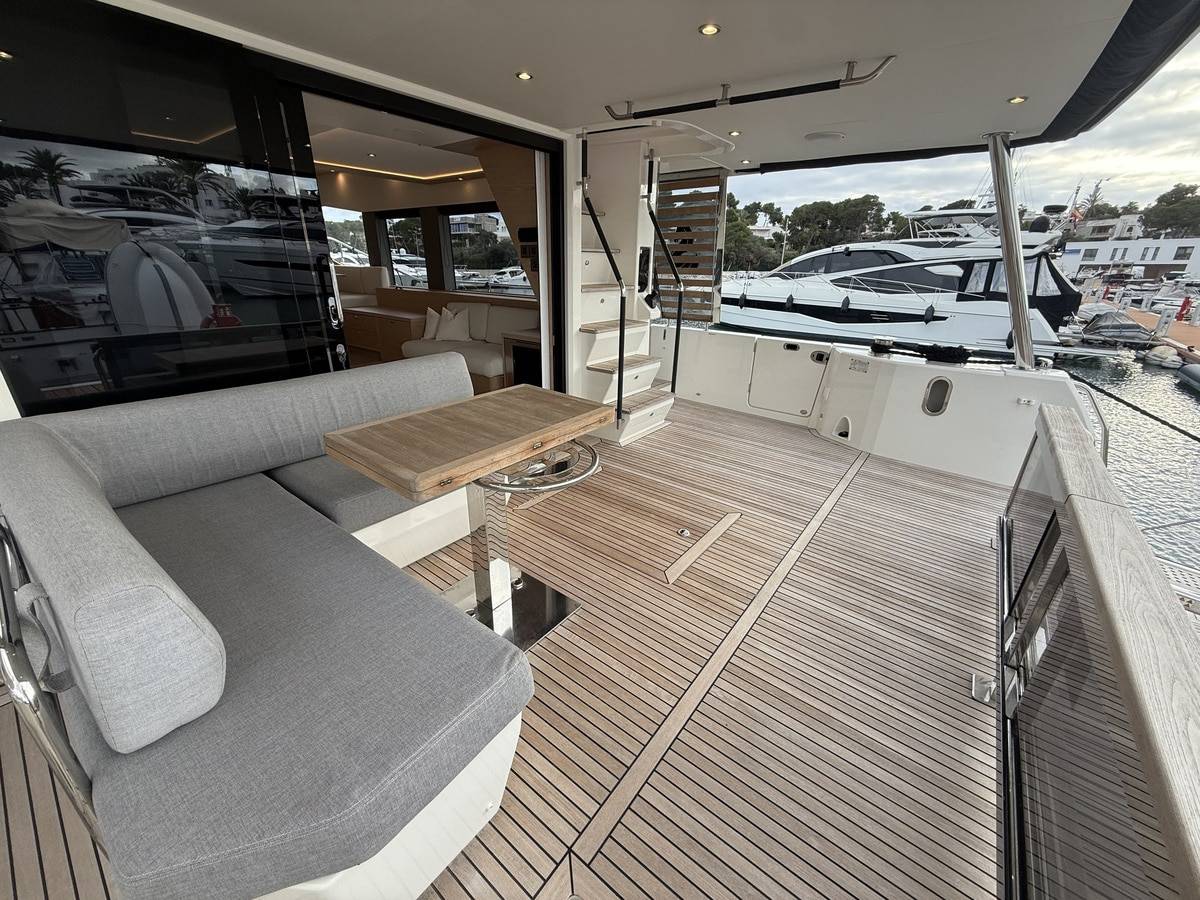 Beneteau 62