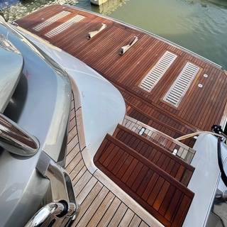 Boat image 12