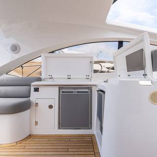 Boat image 12