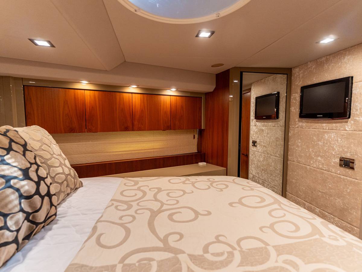 Sunseeker Predator 60