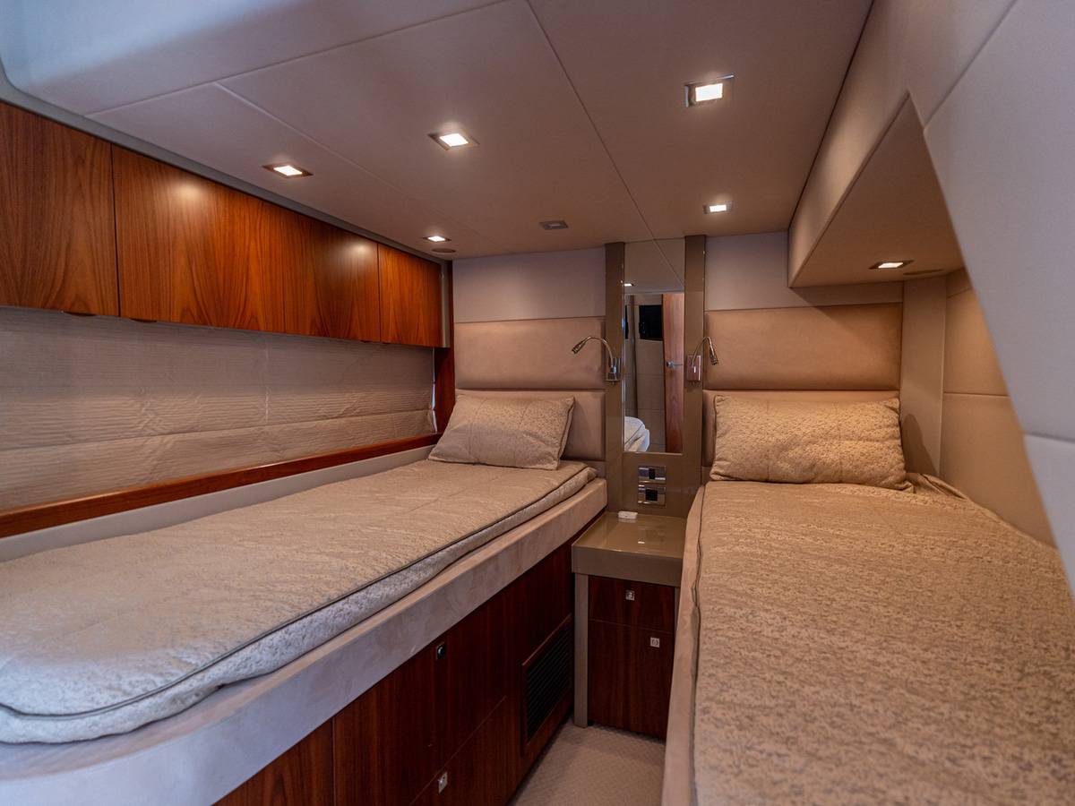 Sunseeker Predator 60