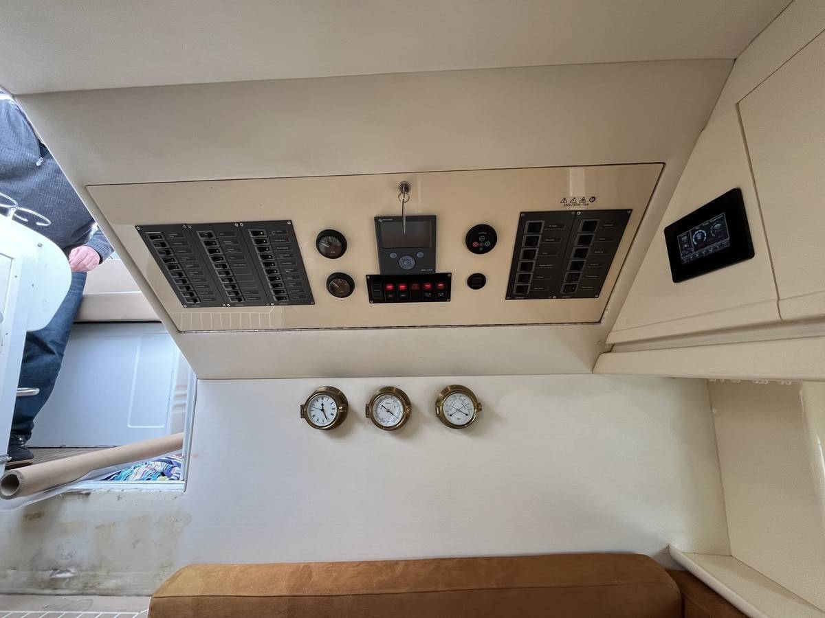Alfamarine  43