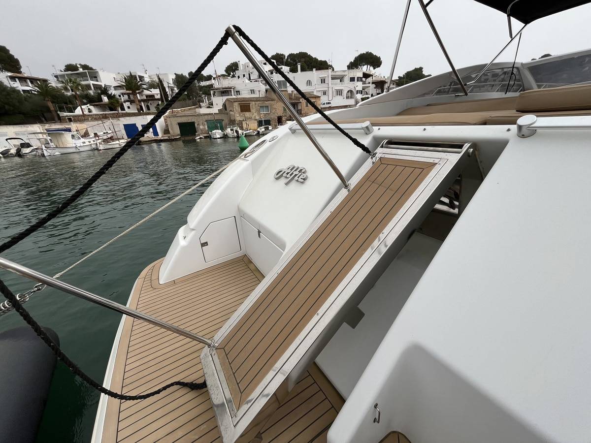 Alfamarine  43