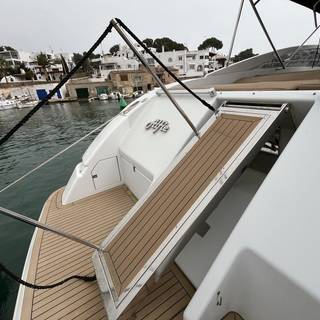Boat image 3