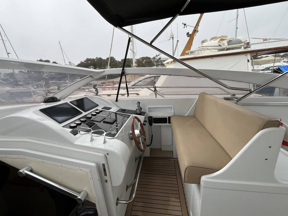Alfamarine  43