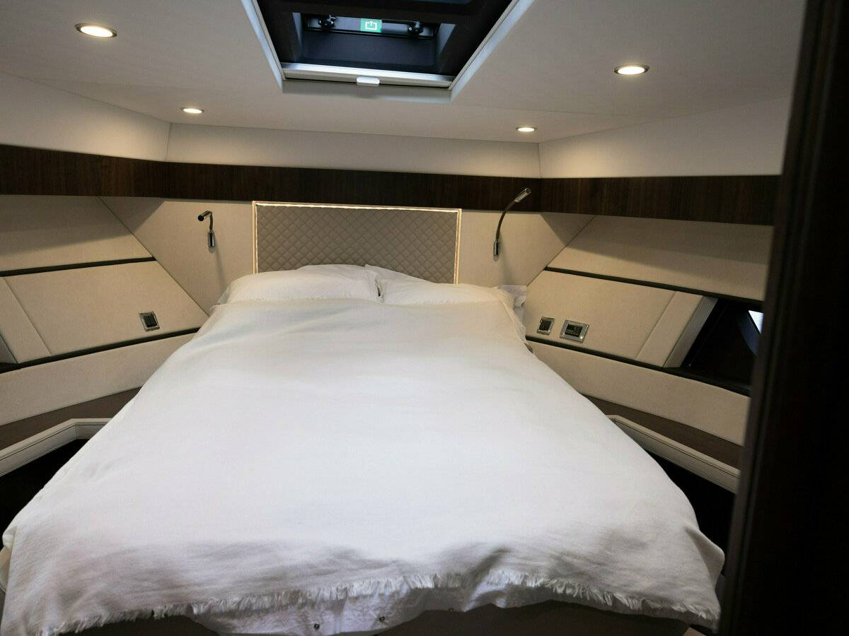 Fairline 53
