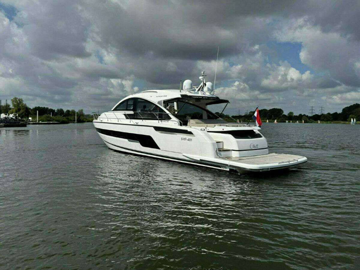 Fairline 53