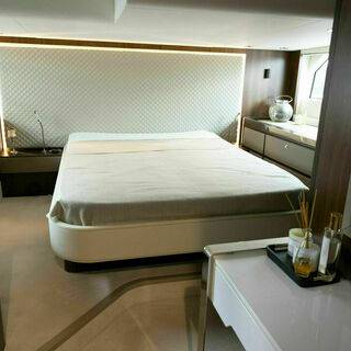 Boat image 27