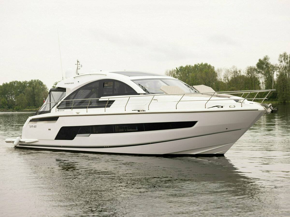 Fairline 53