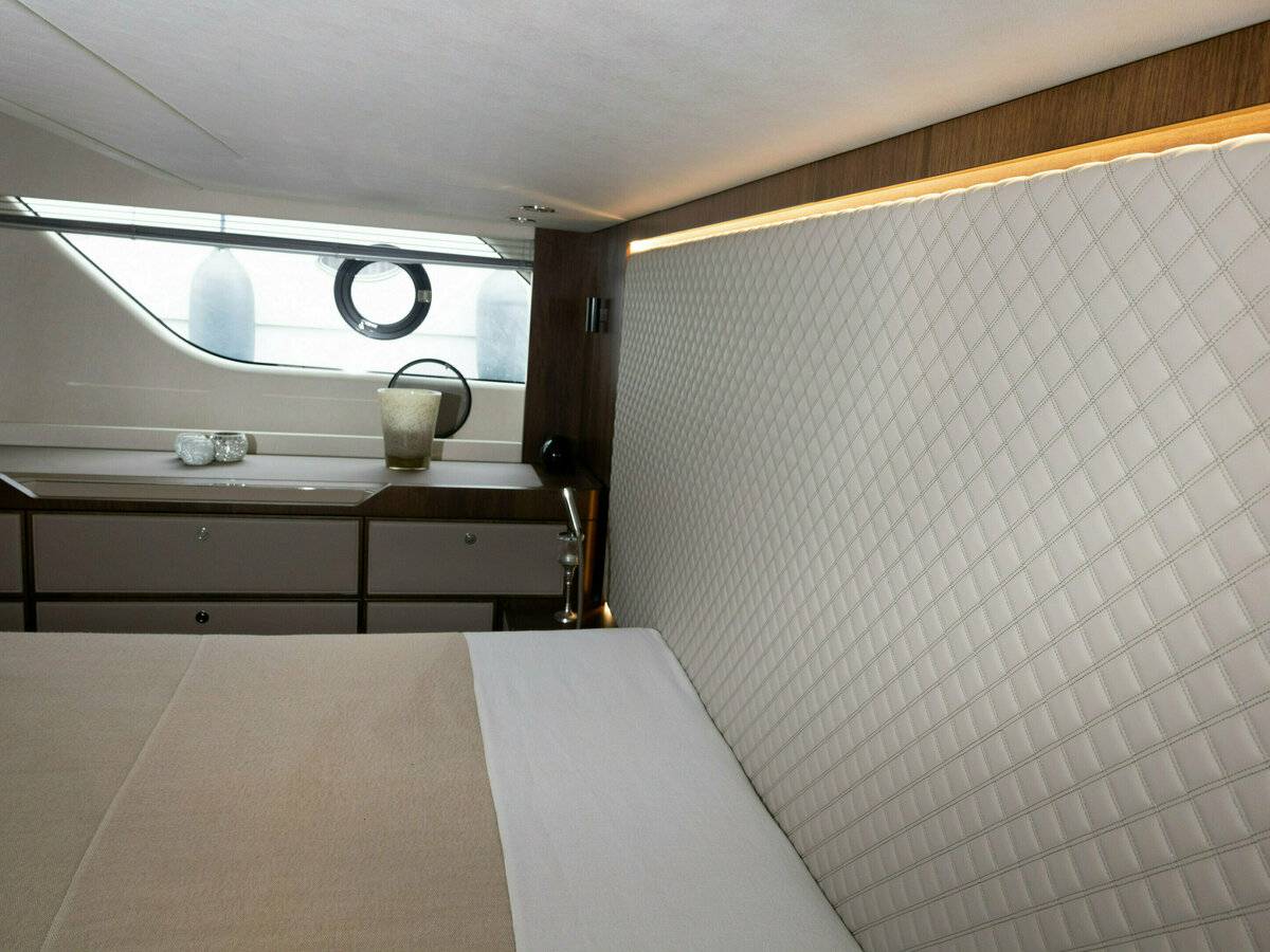 Fairline 53