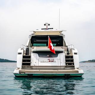 Boat image 9