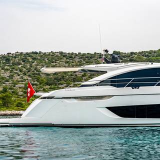 Boat image 10