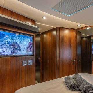 Boat image 45