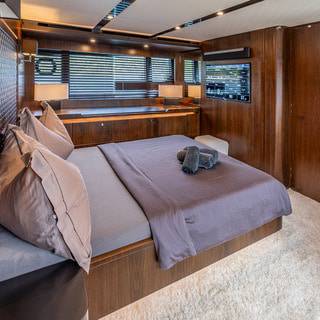 Boat image 51