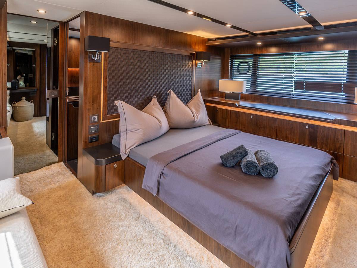 Fairline 65 GTO