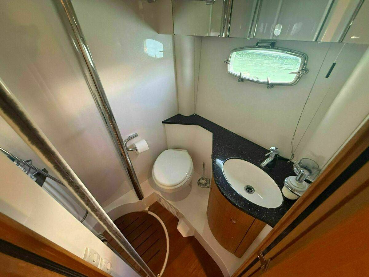 Fairline 47