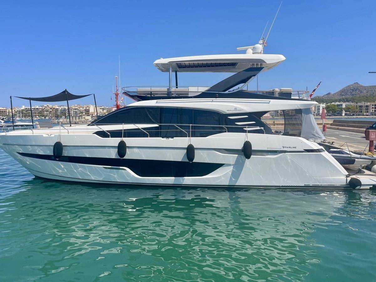 Fairline 68