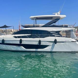 Boat image 3
